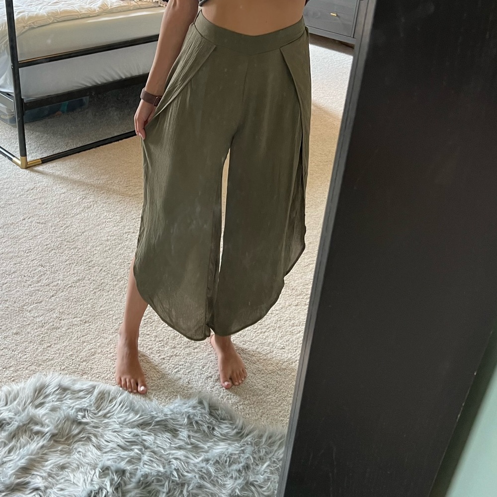 Paper crane NWT flowy pants